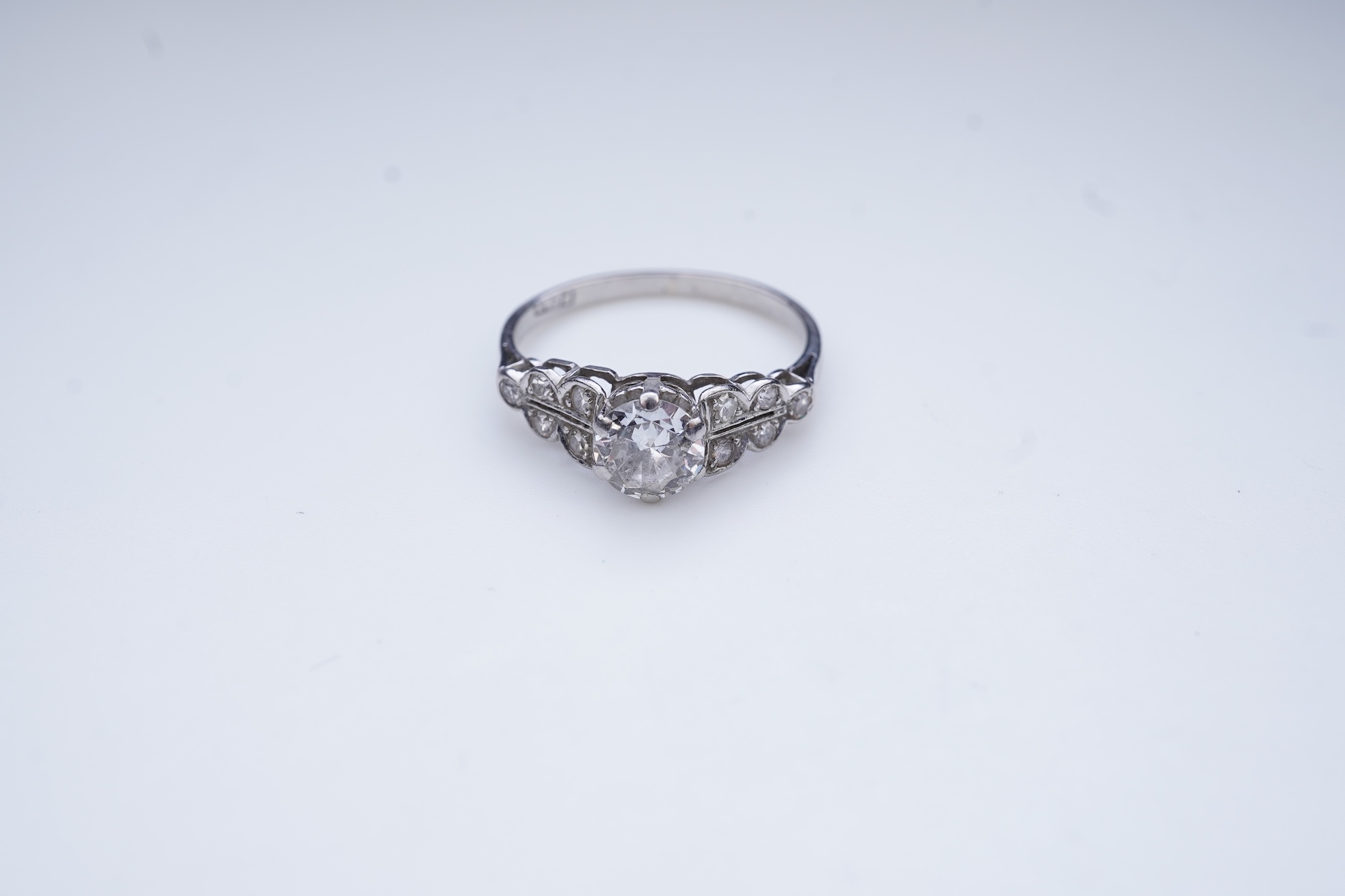 A diamond ring, mid 20th century